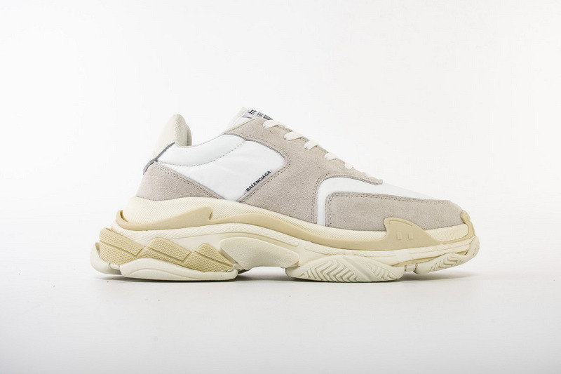 Ba*len*cia*ga white triple s trainers