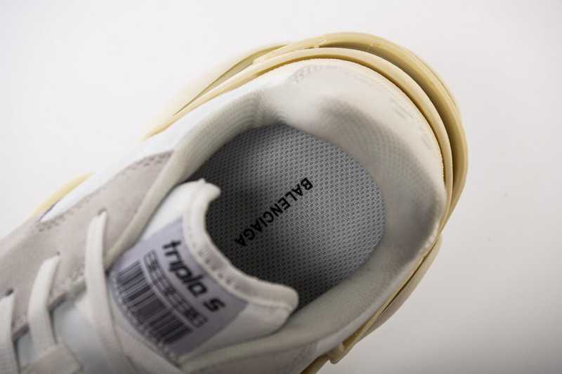 Ba*len*cia*ga white triple s trainers