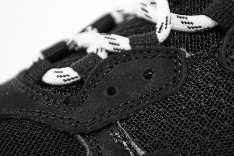 Ba*len*cia*ga triple s trainers black yellow women