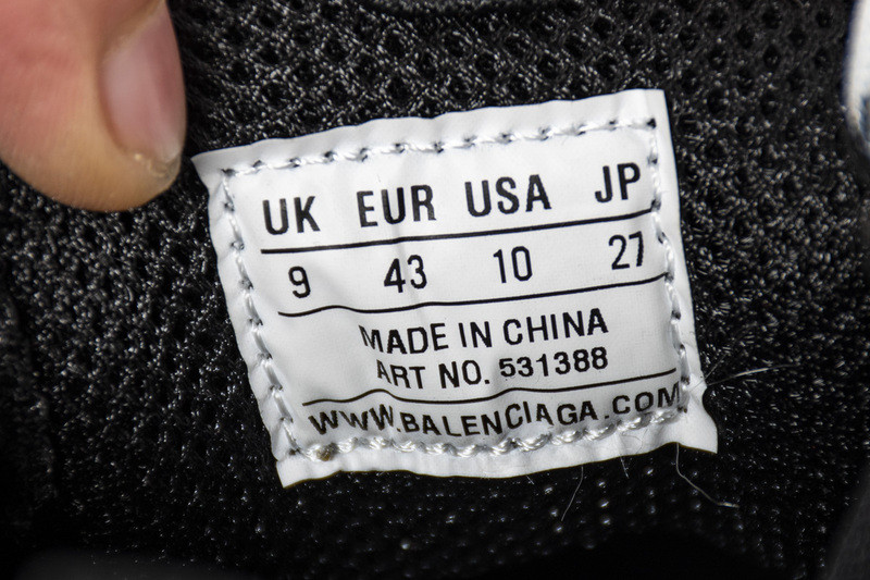 Ba*len*cia*ga triple s trainers black yellow women