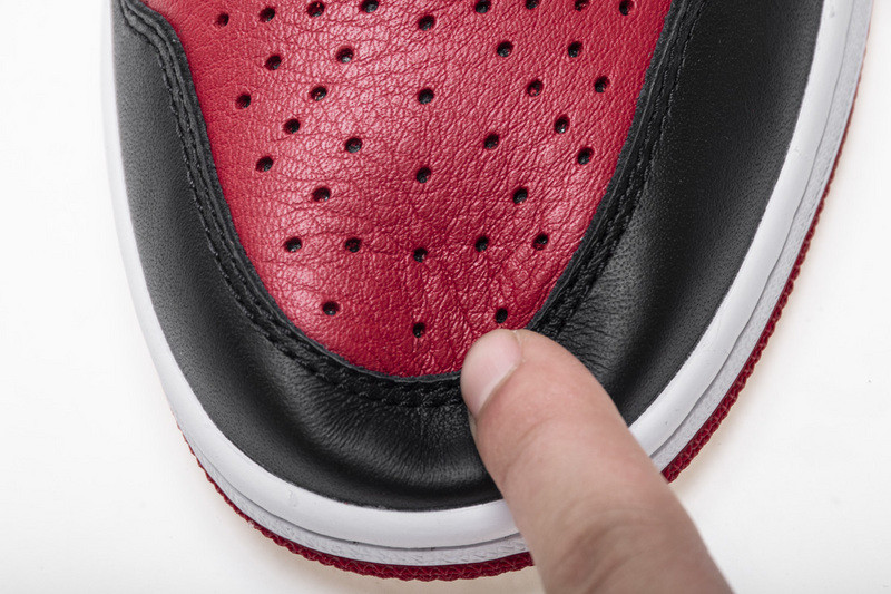 air jordan 1 retro high banned black red 555088-001