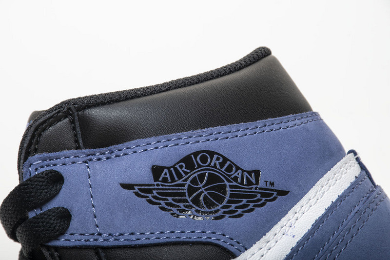 air jordan 1 retro high og blue moon 555088-115
