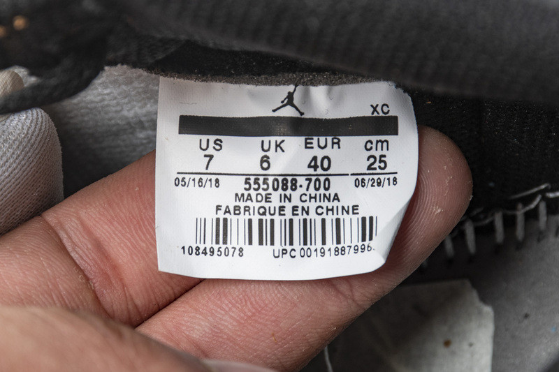 air jordan 1 rookie of the year 555088-700