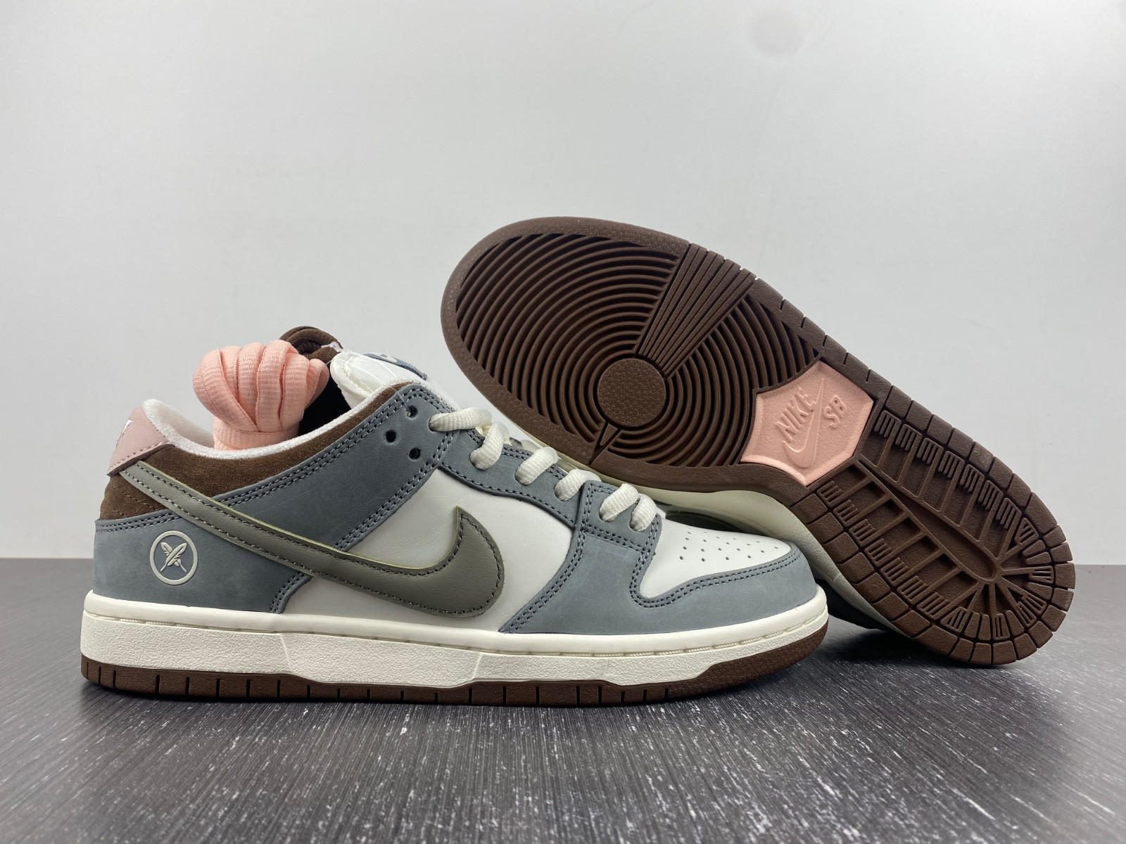 yuto horigome x nike sb dunk low fq1180-001