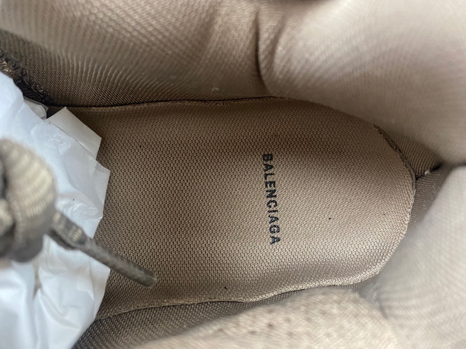 Ba*len*cia*ga runner sneaker