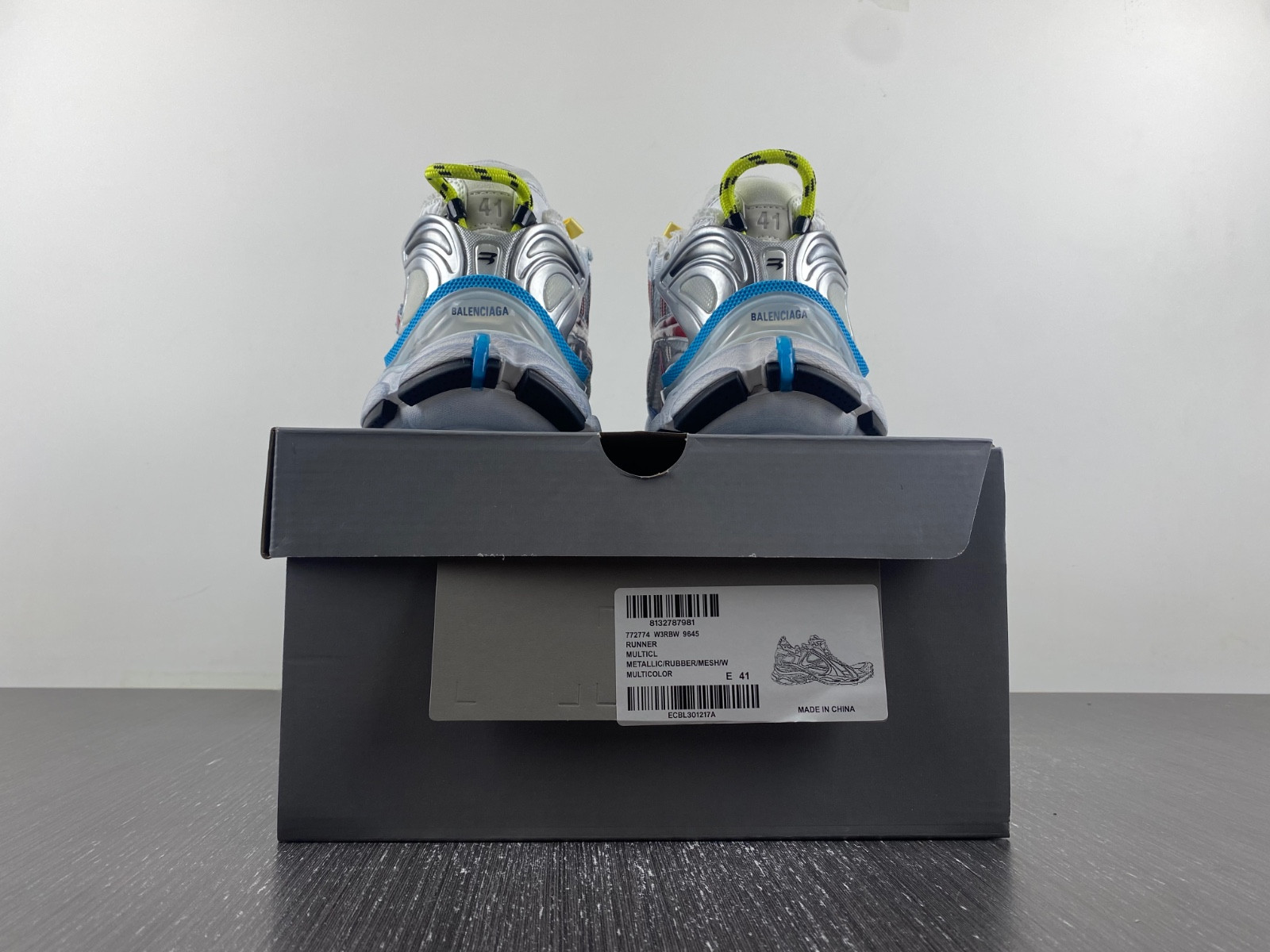 Ba*len*cia*ga runner sneaker