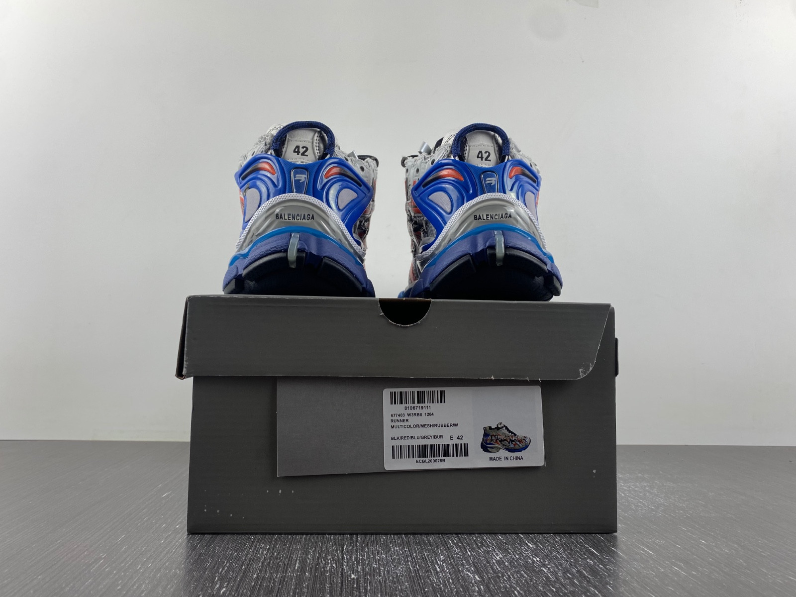 Ba*len*cia*ga runner sneaker