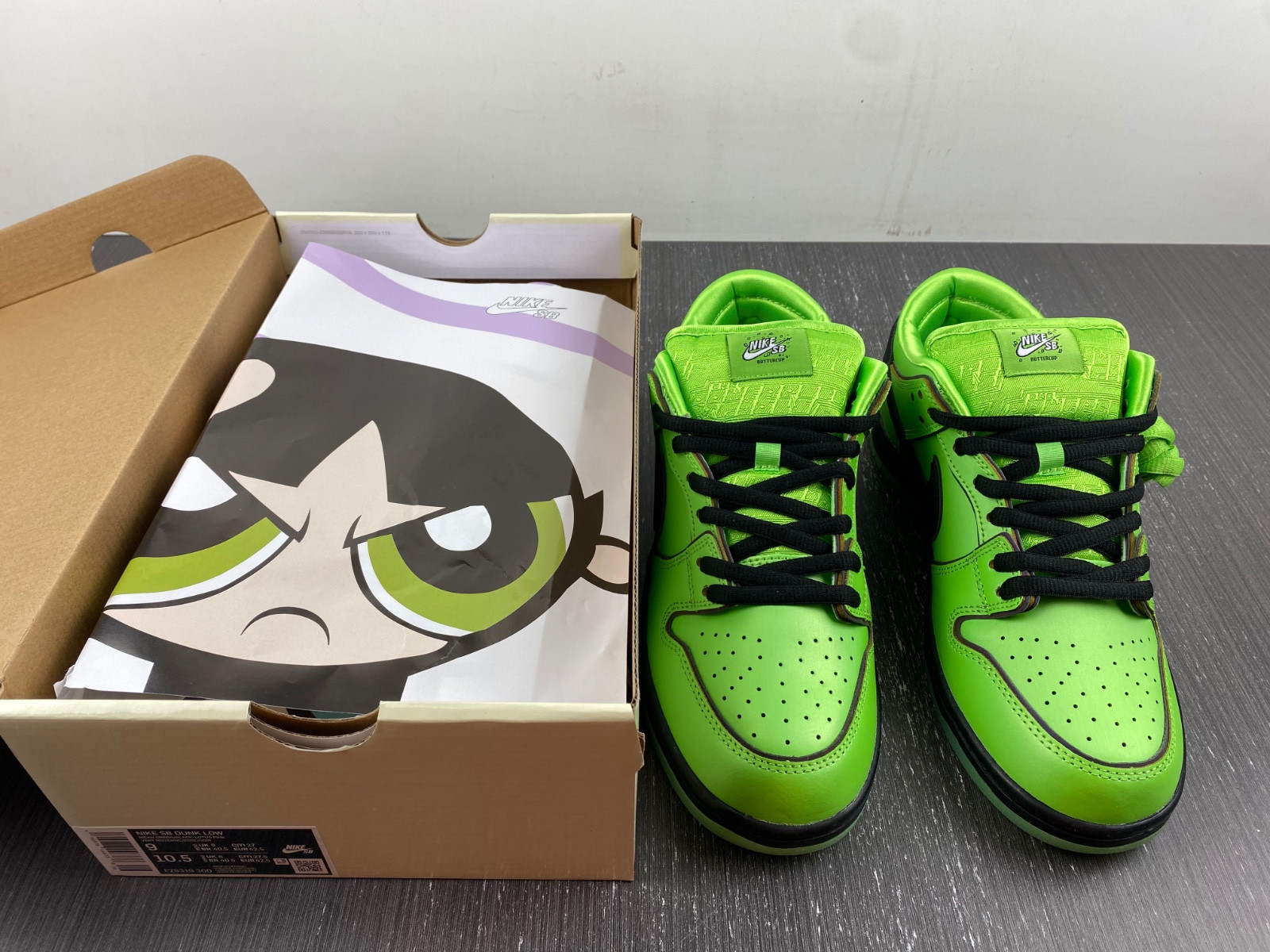 the powerpuff girls x nike sb dunk low buttercup fz8319-300