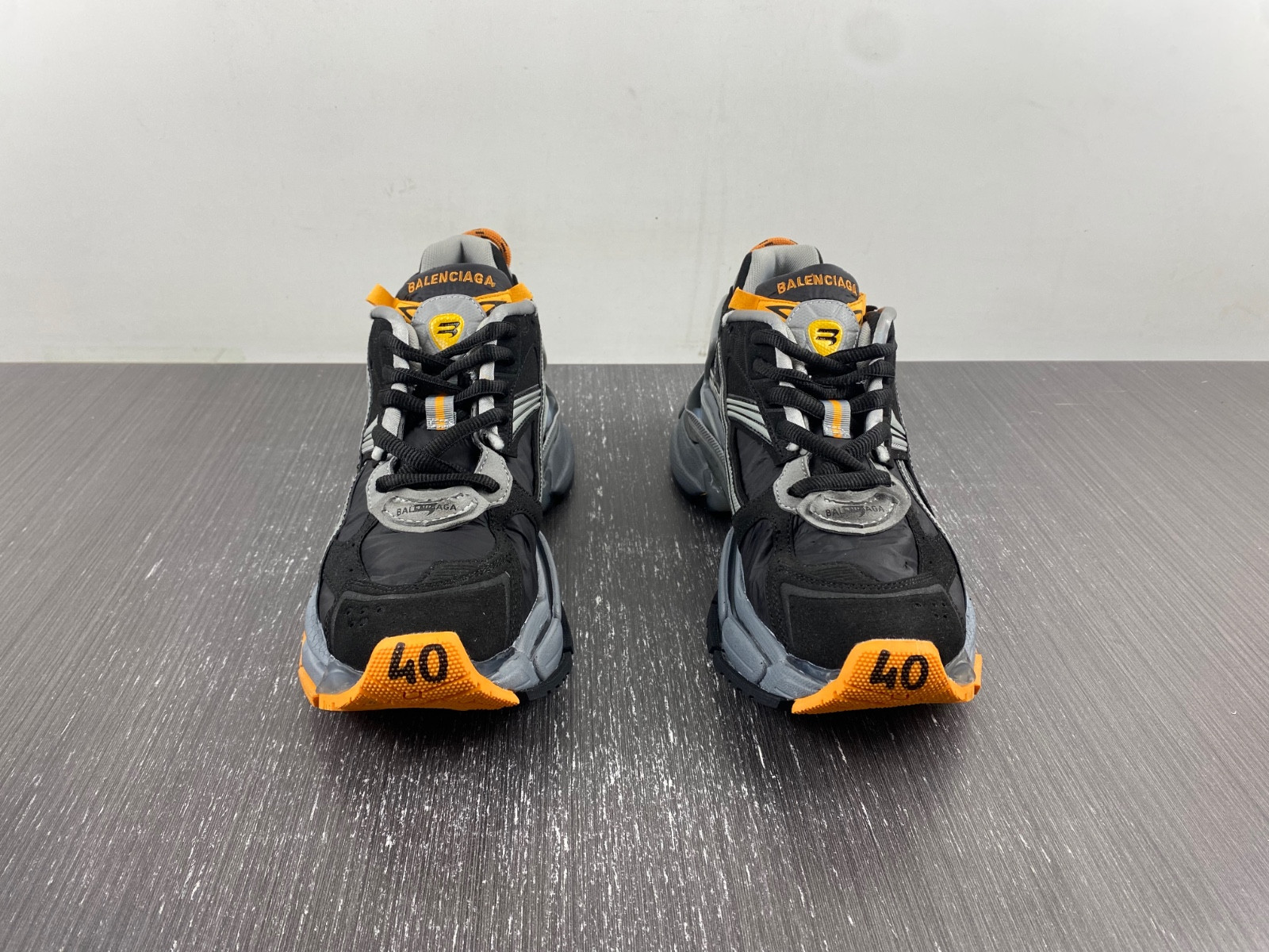 Ba*len*cia*ga runner sneaker