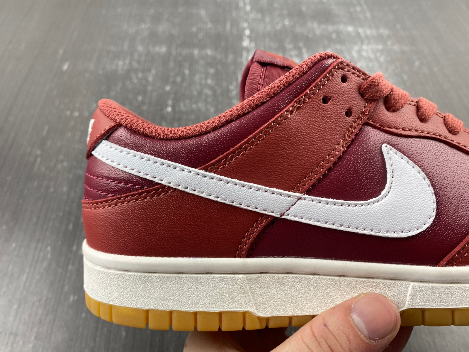 nike dunk low “desert berry " dd1503-603