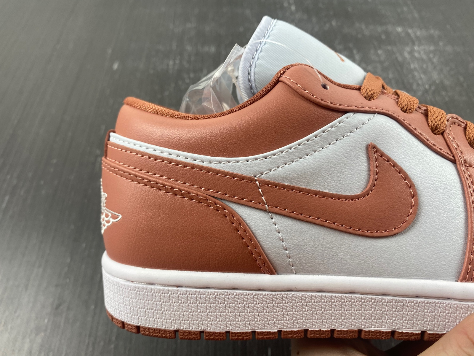 jordan 1 low sky j orange - dc0774-080