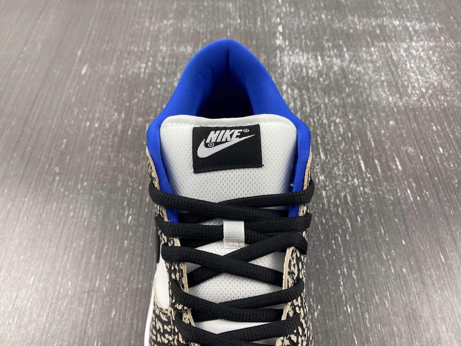 nike sb dunk low “white cement 304292-001