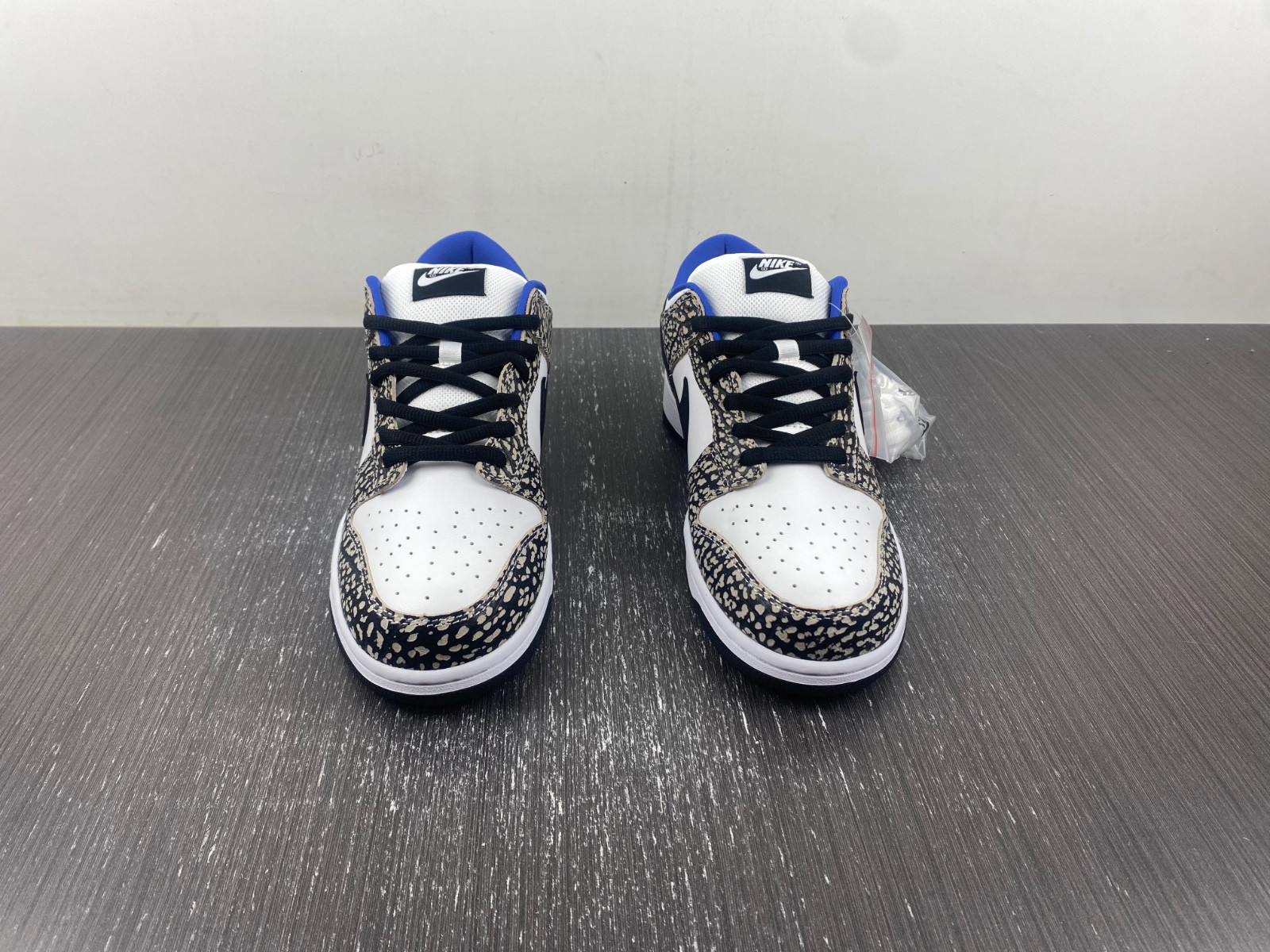 nike sb dunk low “white cement 304292-001