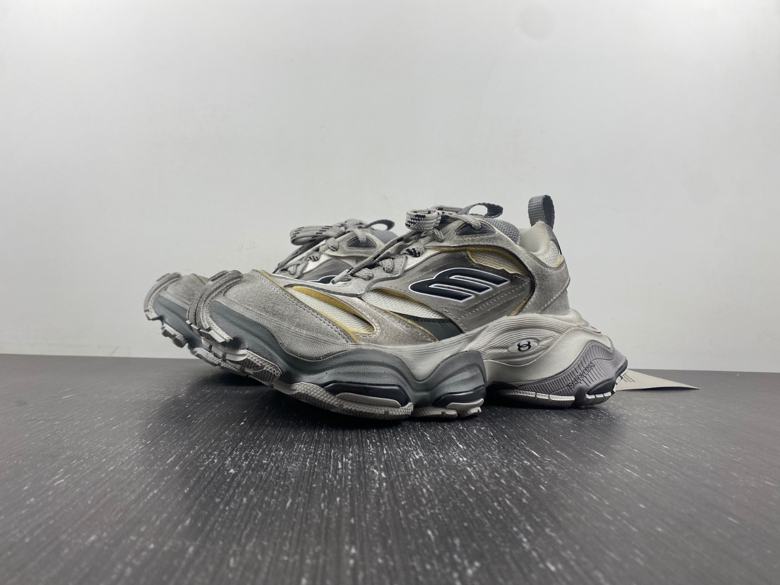 Ba*len*cia*ga men''s cargo sneaker