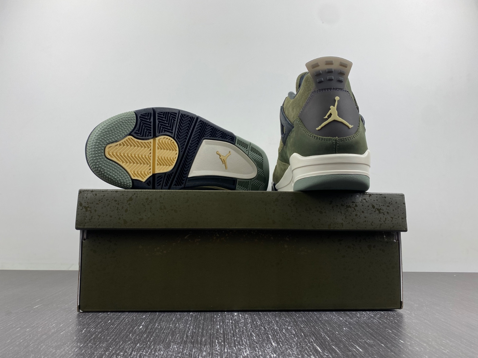 air jordan 4 craft "medium olive" fb9927-200