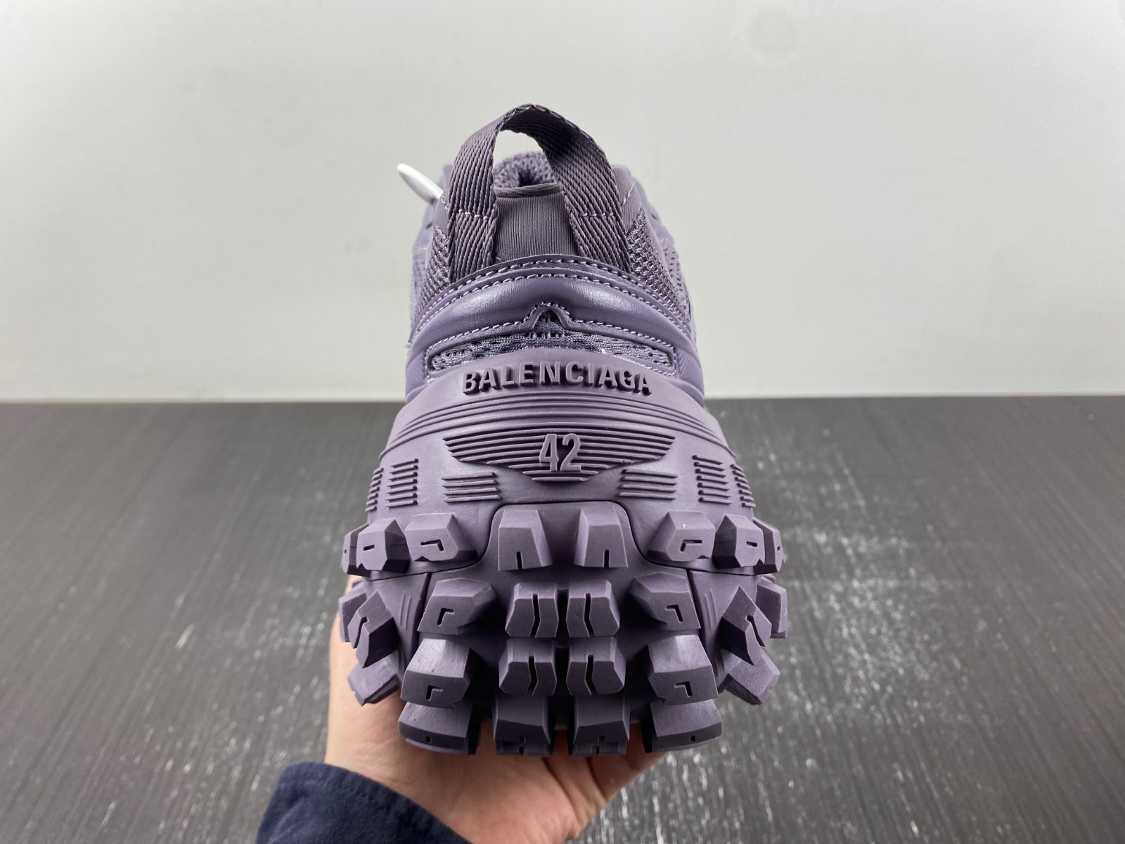 Ba*len*cia*ga defender sneaker