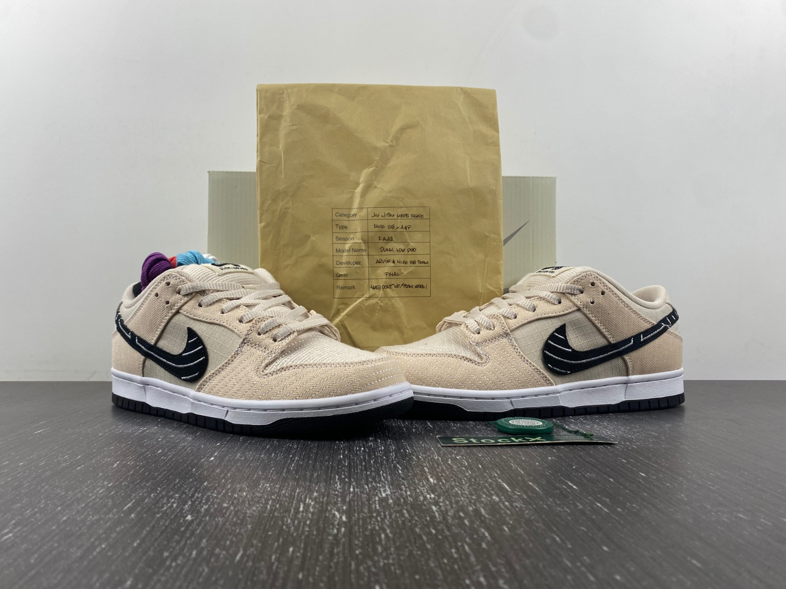 albino & preto x nike dunk sb low fd2627-200