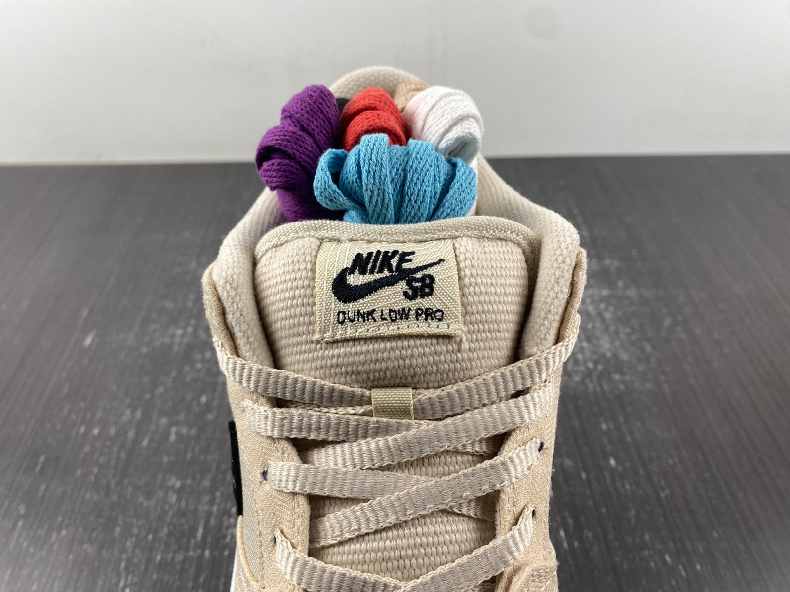 albino & preto x nike dunk sb low fd2627-200