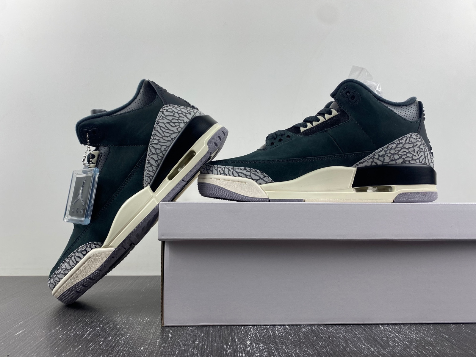 air jordan 3 womens "off noir" ck9246-001