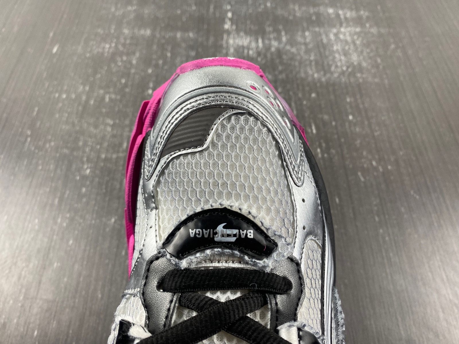 Ba*len*cia*ga 7.0 runner sneaker