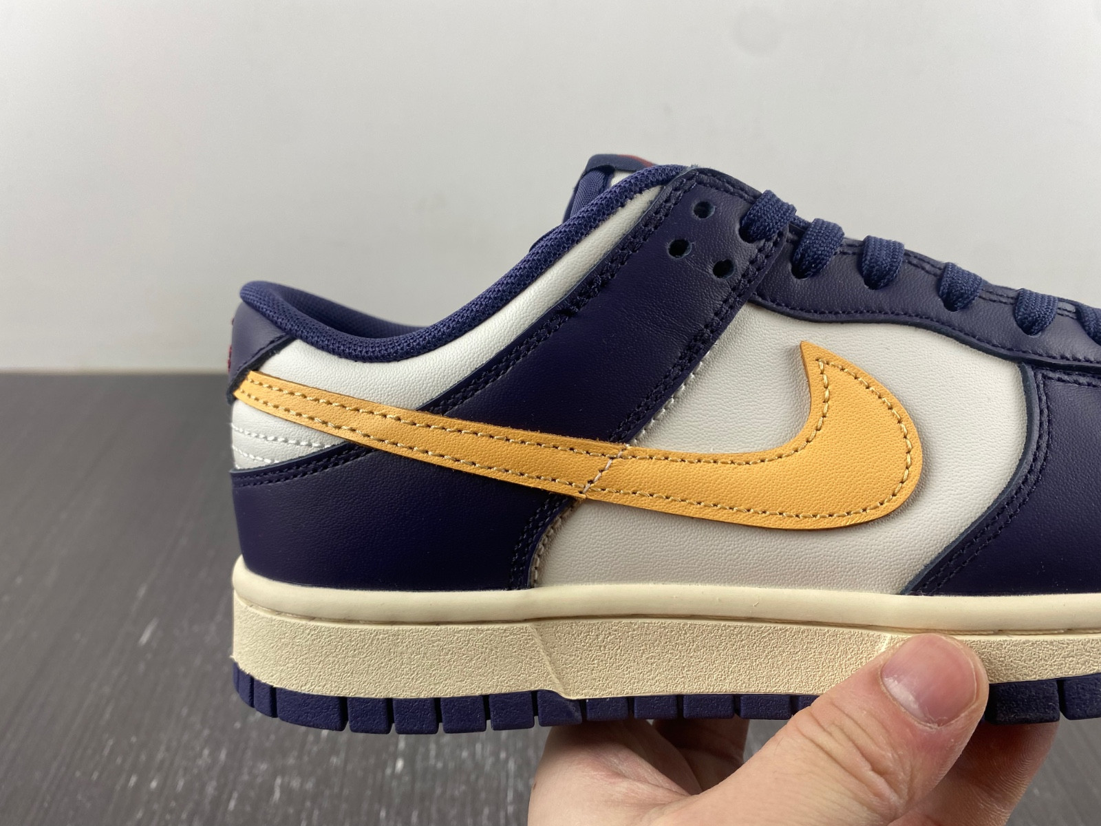 nike dunk low "from nike to you" fv8106-181