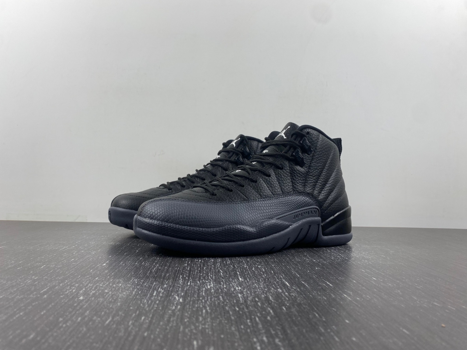 air jordan 12 black wolf grey ct8013-019