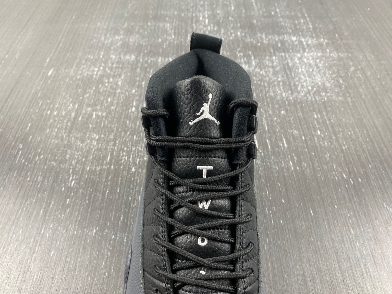 air jordan 12 black wolf grey ct8013-019