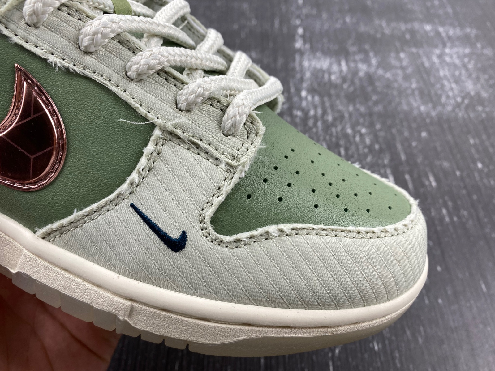 kyler murray x nike dunk low 