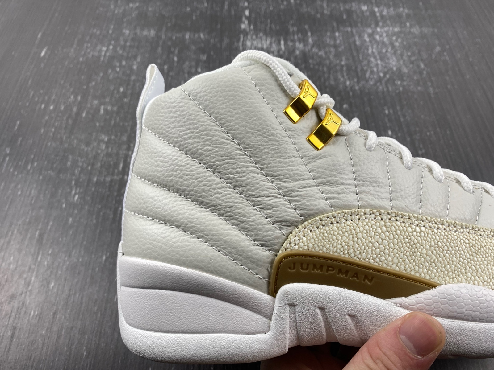 jordan 12 retro ovo white - 873864-102