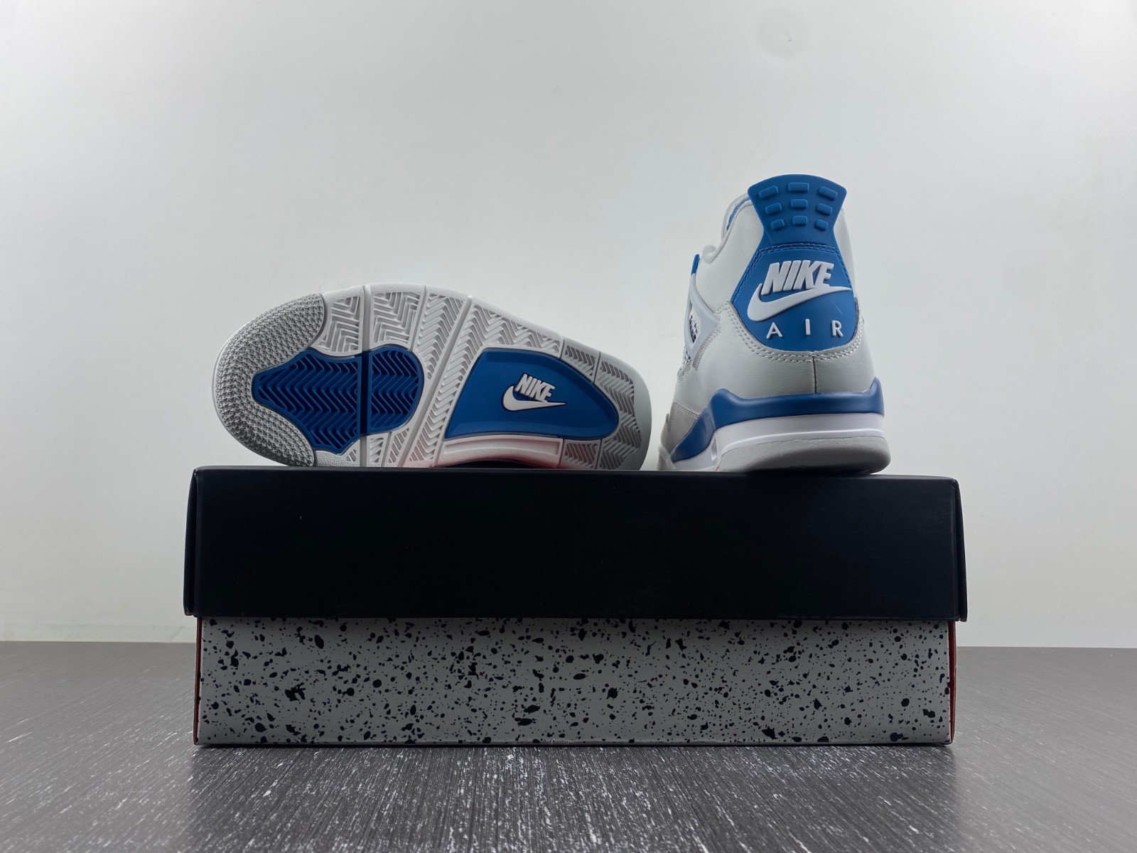air jordan 4 retro 