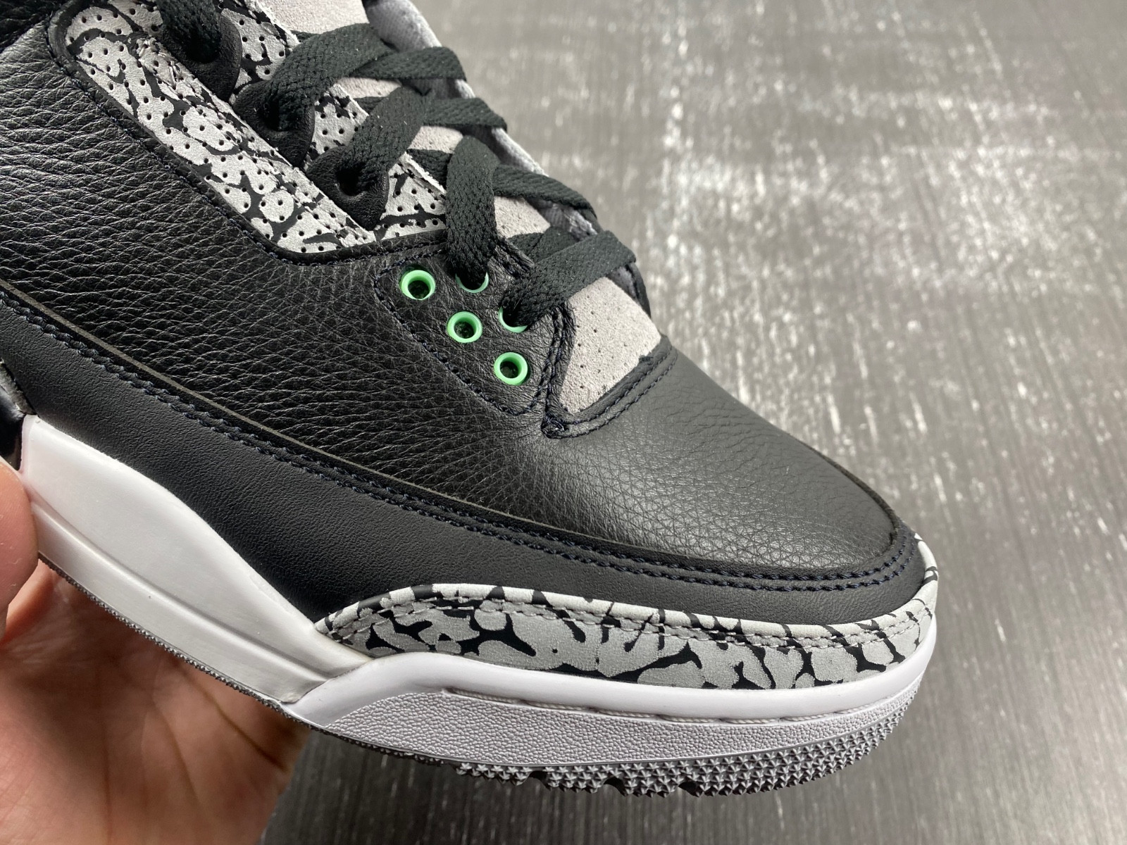 air jordan 3 "green glow" ct8532-031