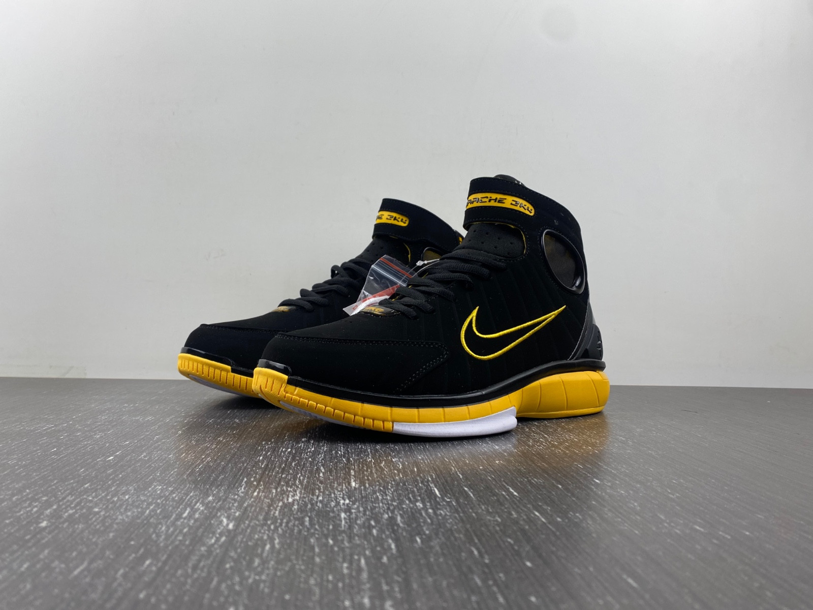 nike air zoom huarache 2k4 ''olympics'' 308475-400