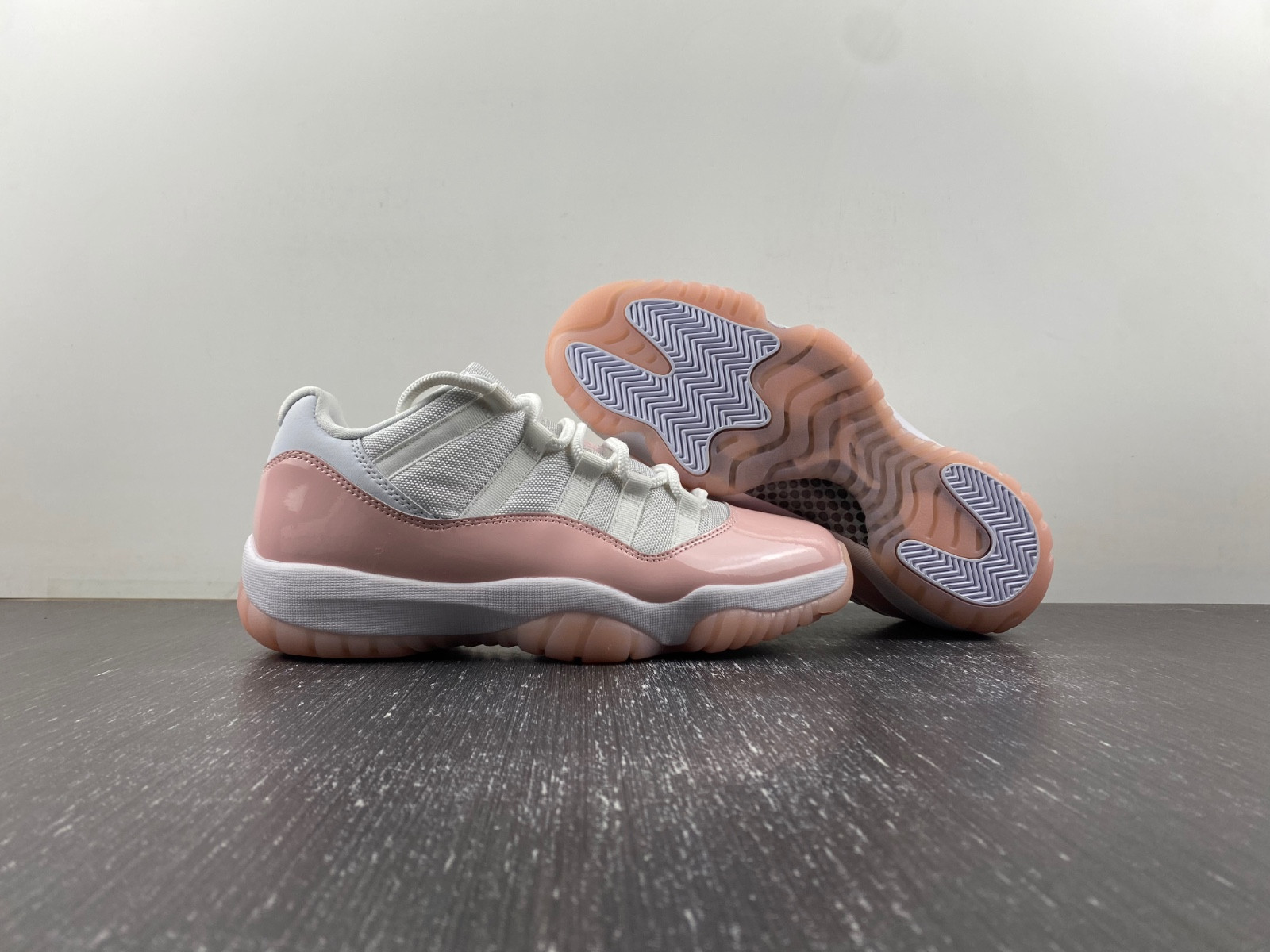 air jordan 11 low legend pink ah7860-160