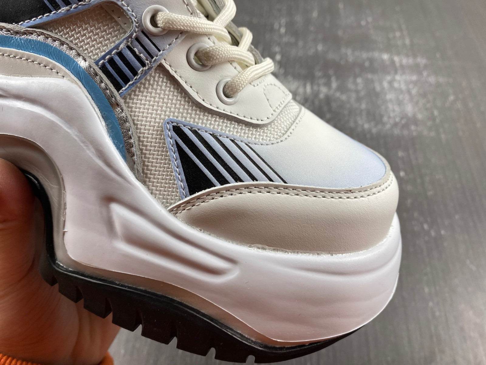 lwe archlight sneakers