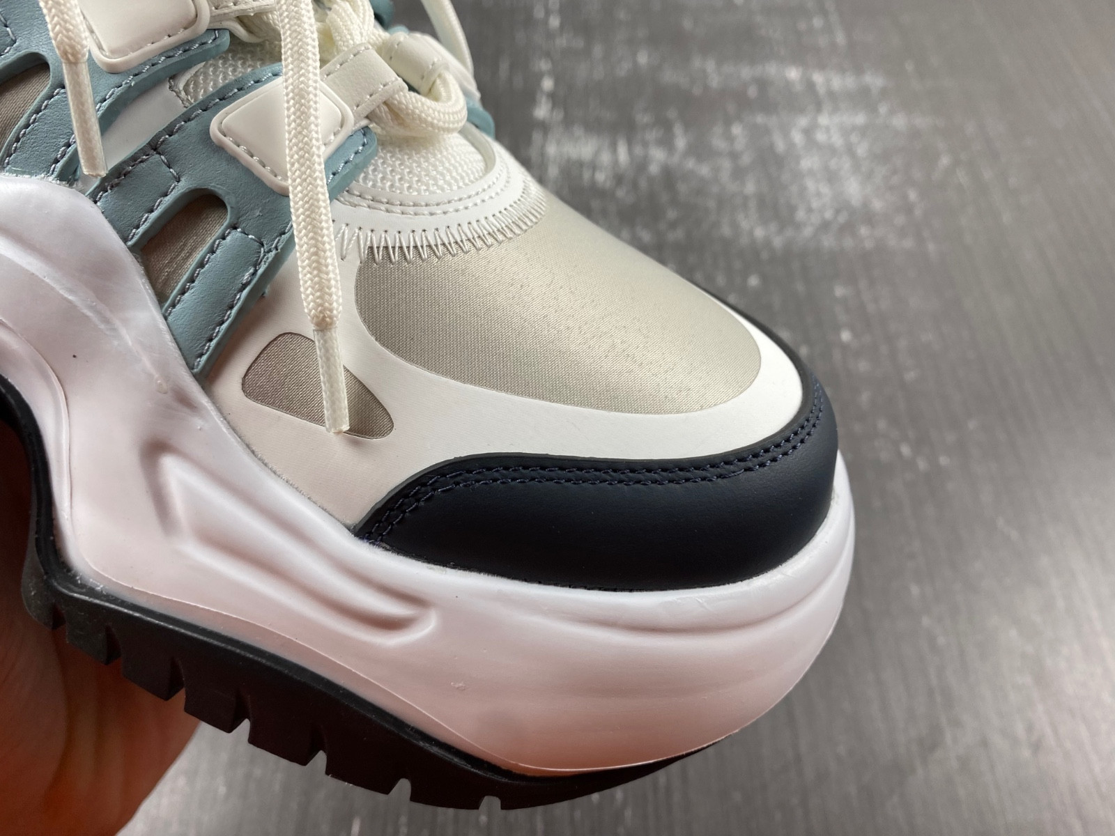 lwe archlight sneakers