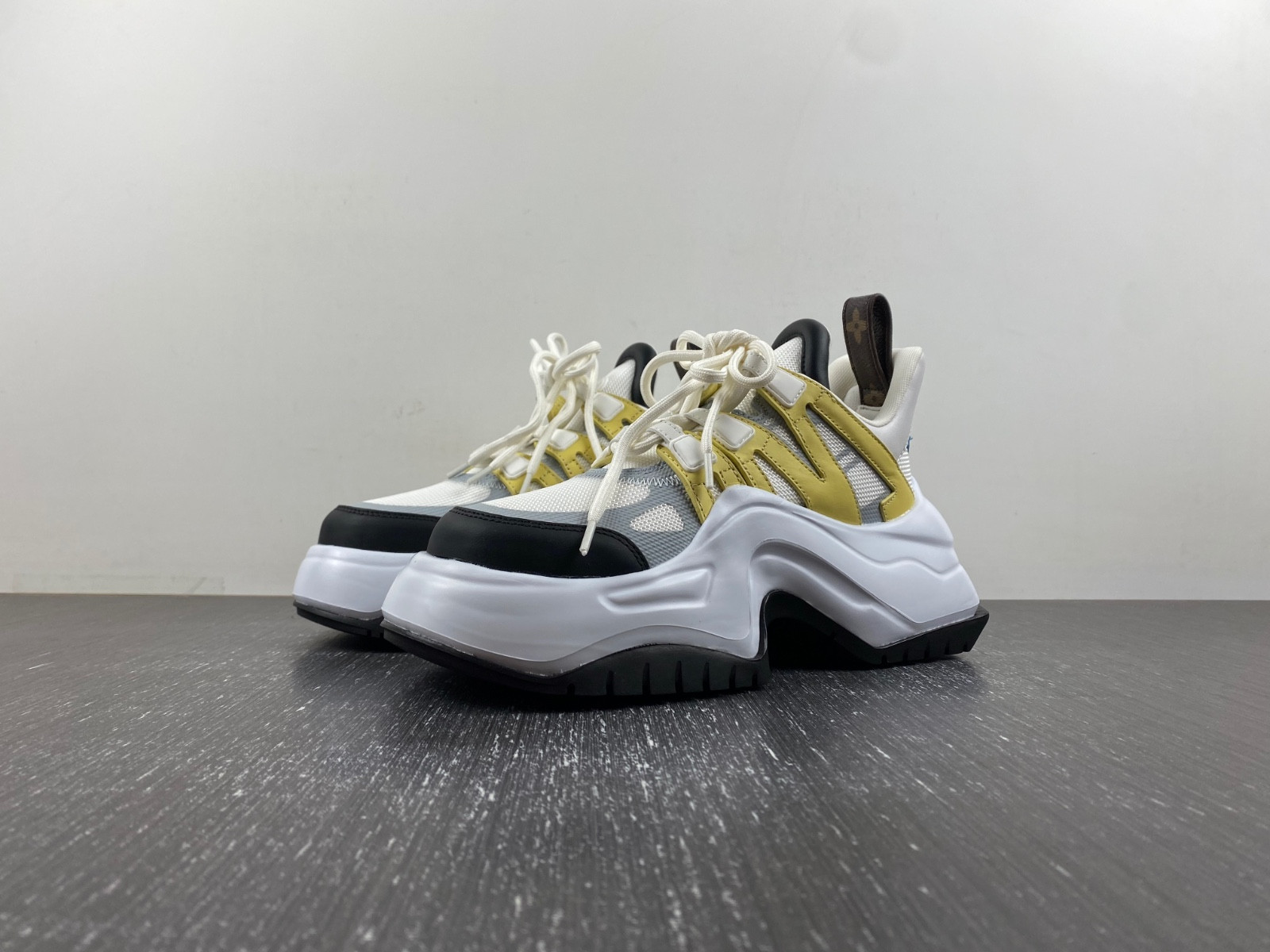 lwe archlight sneakers