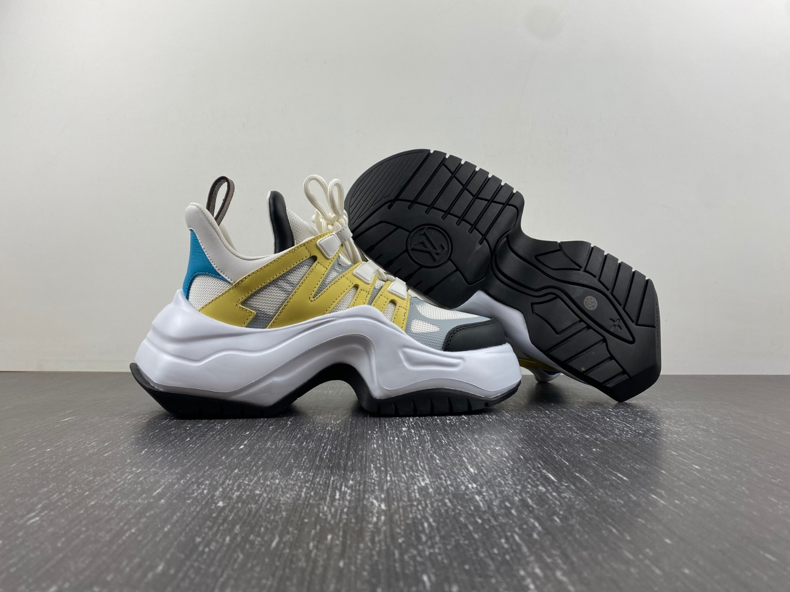 lwe archlight sneakers