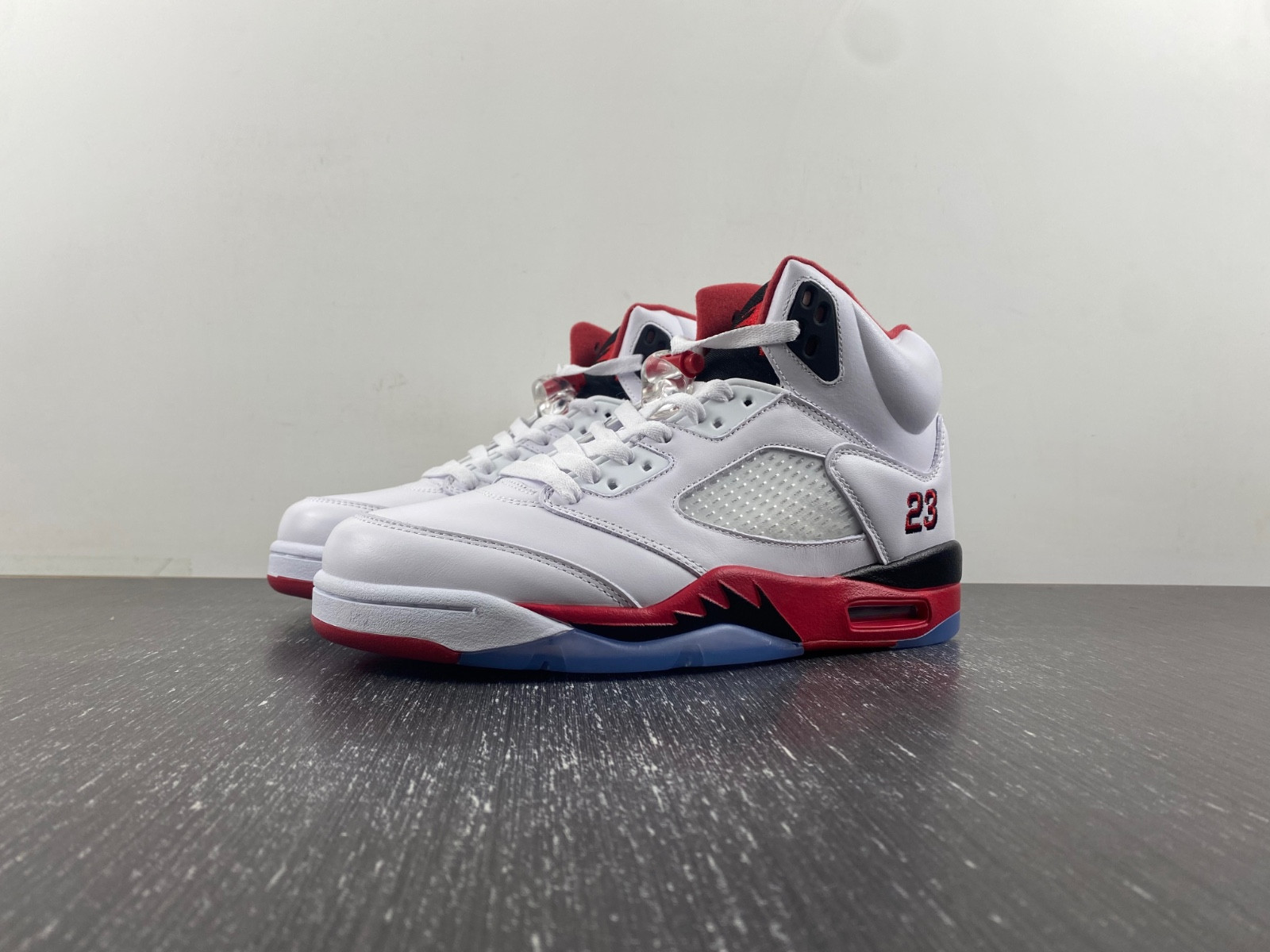 jordan 5 retro fire red black tongue (2013) men''s 136027-120