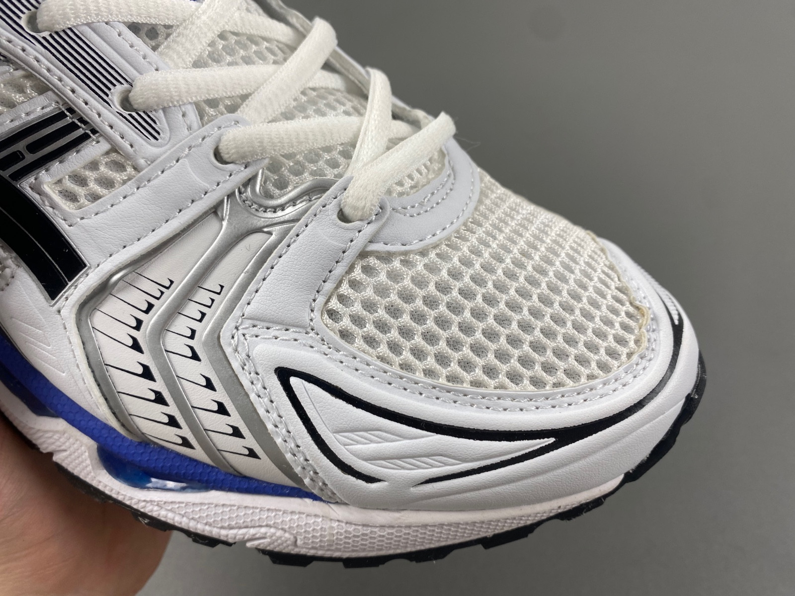 As*ic*s gel kayano 14 