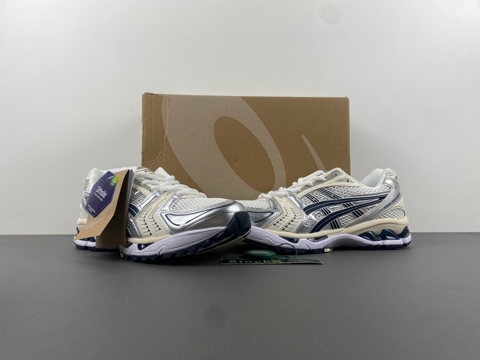 As*ic*s gel-kayano 14 white midnight (women
