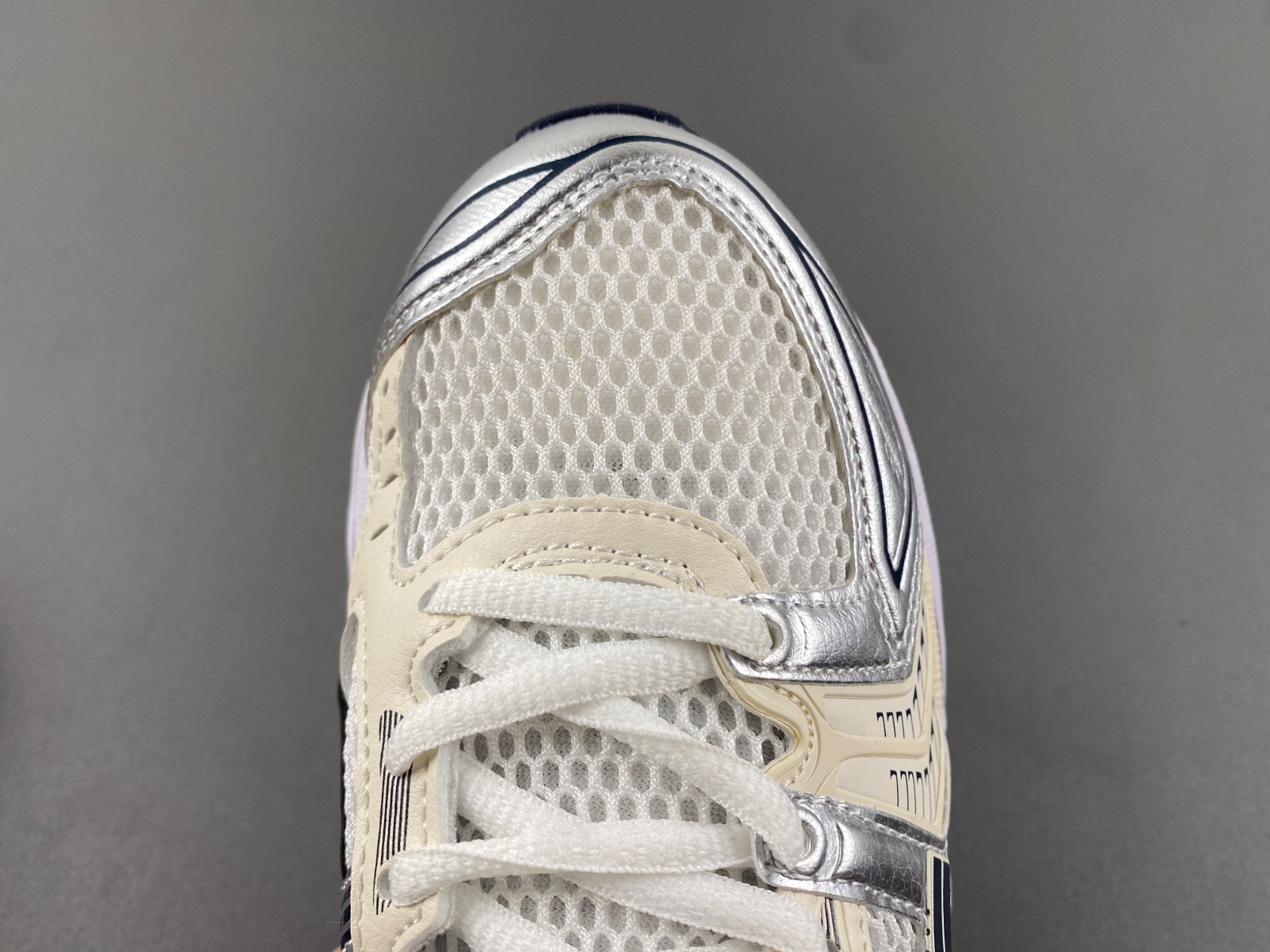 As*ic*s gel-kayano 14 white midnight (women