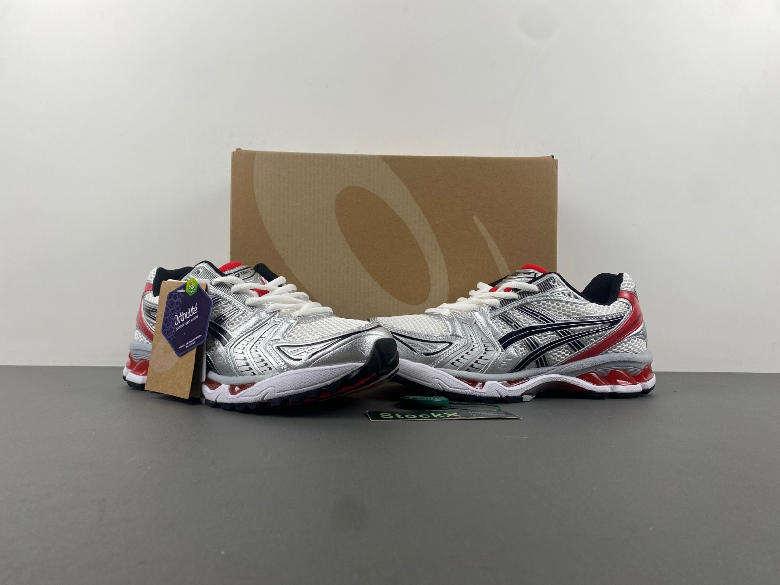 As*ic*s gel kayano 14 