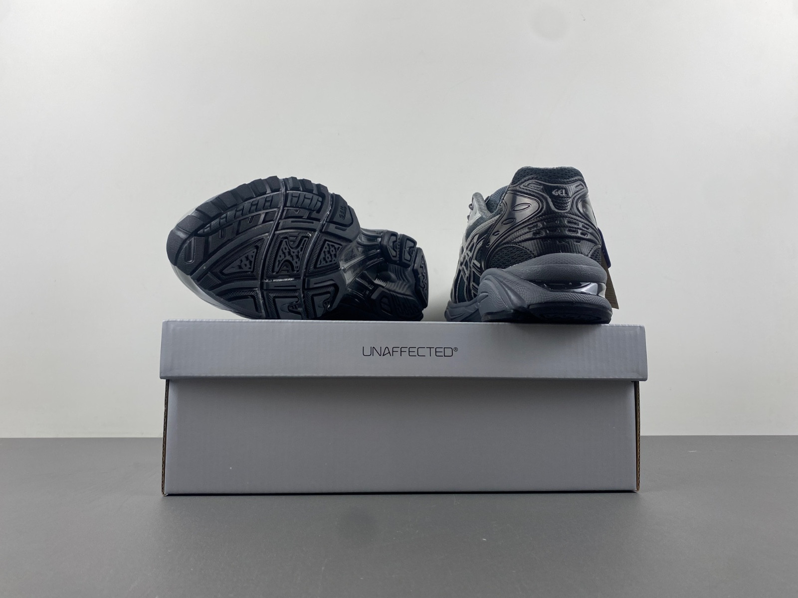 As*ic*s unaffectd x k14 gel-kayano black/grey 1201a922‑020