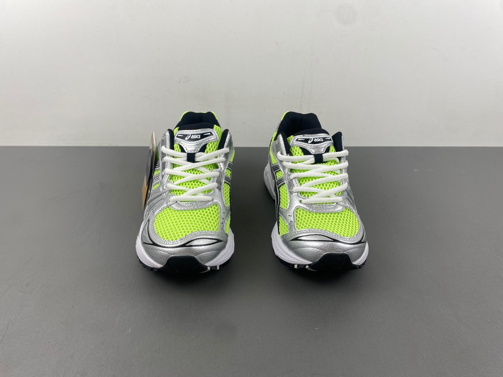 As*ic*s mesh-panelling lace-up sneakers 1202a056300