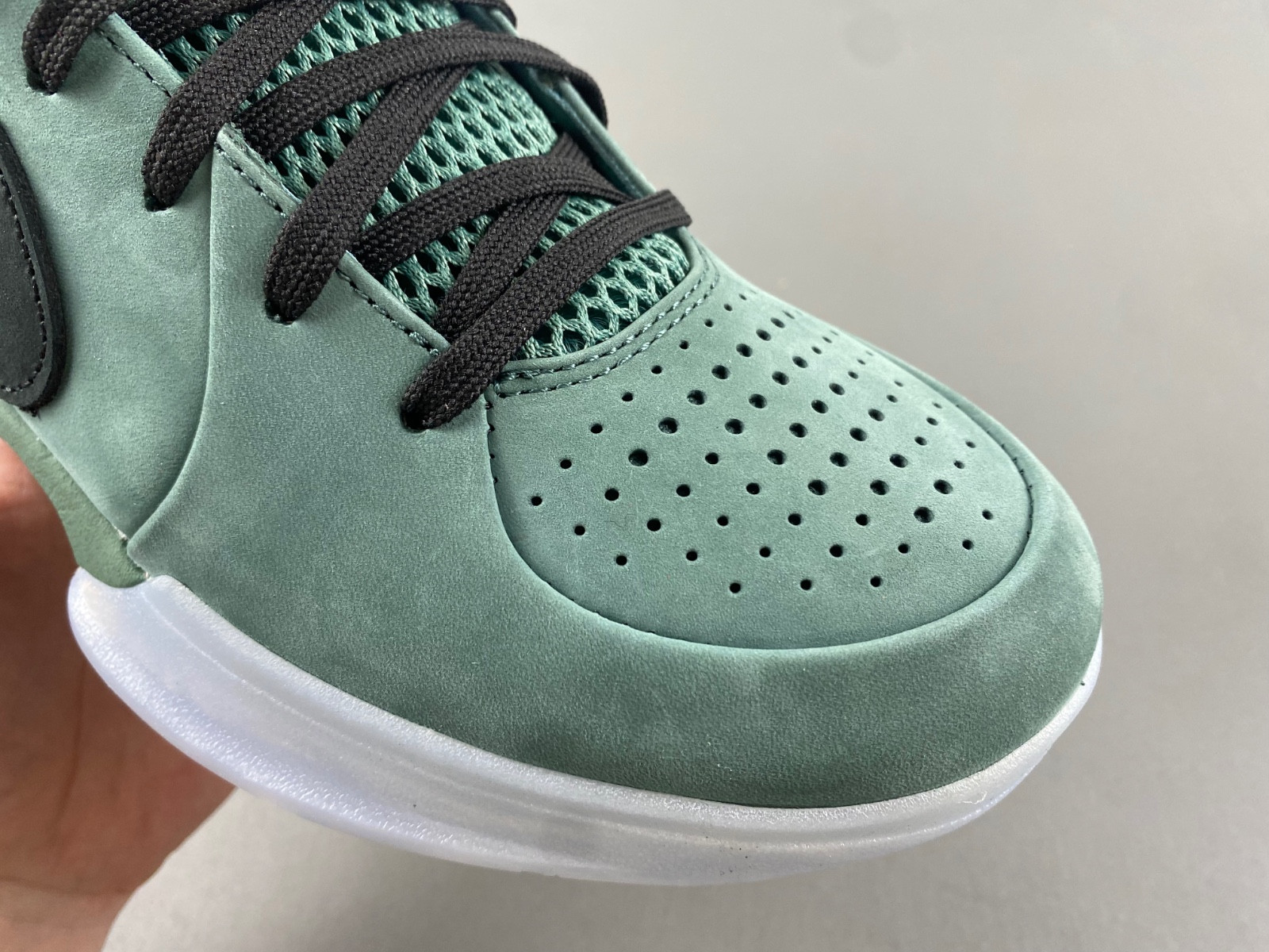 nike kobe 4 protro “girl dad” fq3545-300