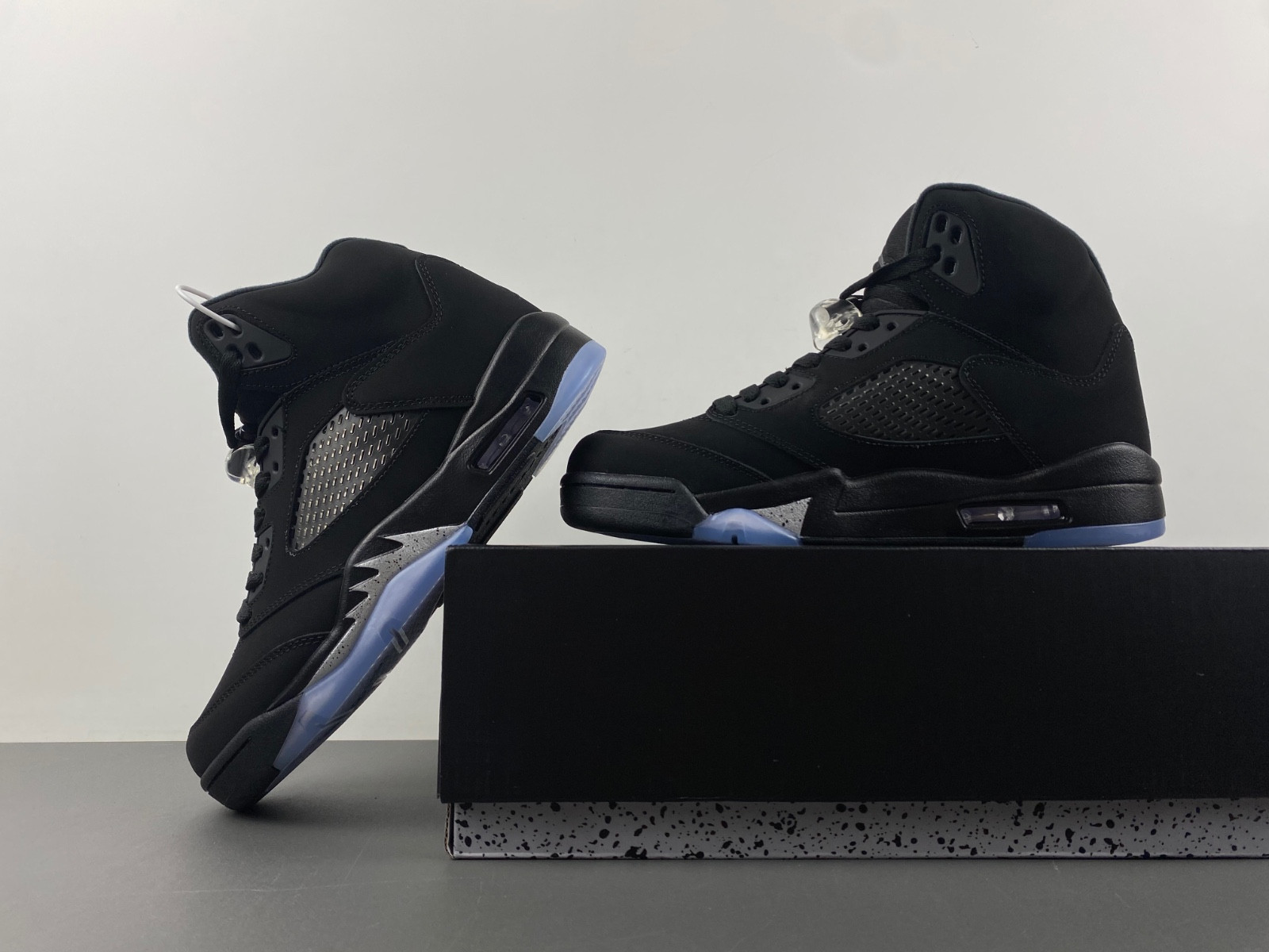 air jordan 5 black cat fz2239-001