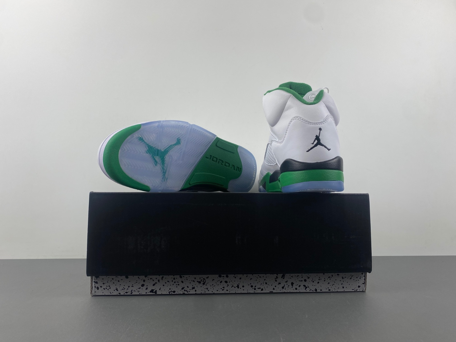air jordan 5 wmns "lucky green" dd9336-103
