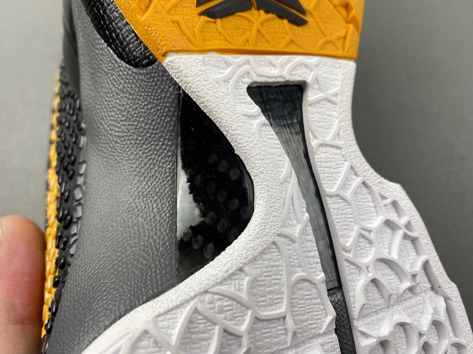 nike kobe 6 black del sol 429659-002