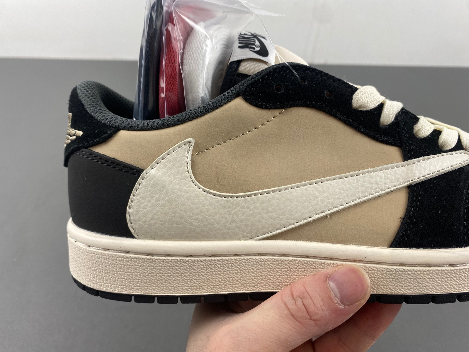 travis scott x air jordan 1 low og pale vanilla dm7866-201