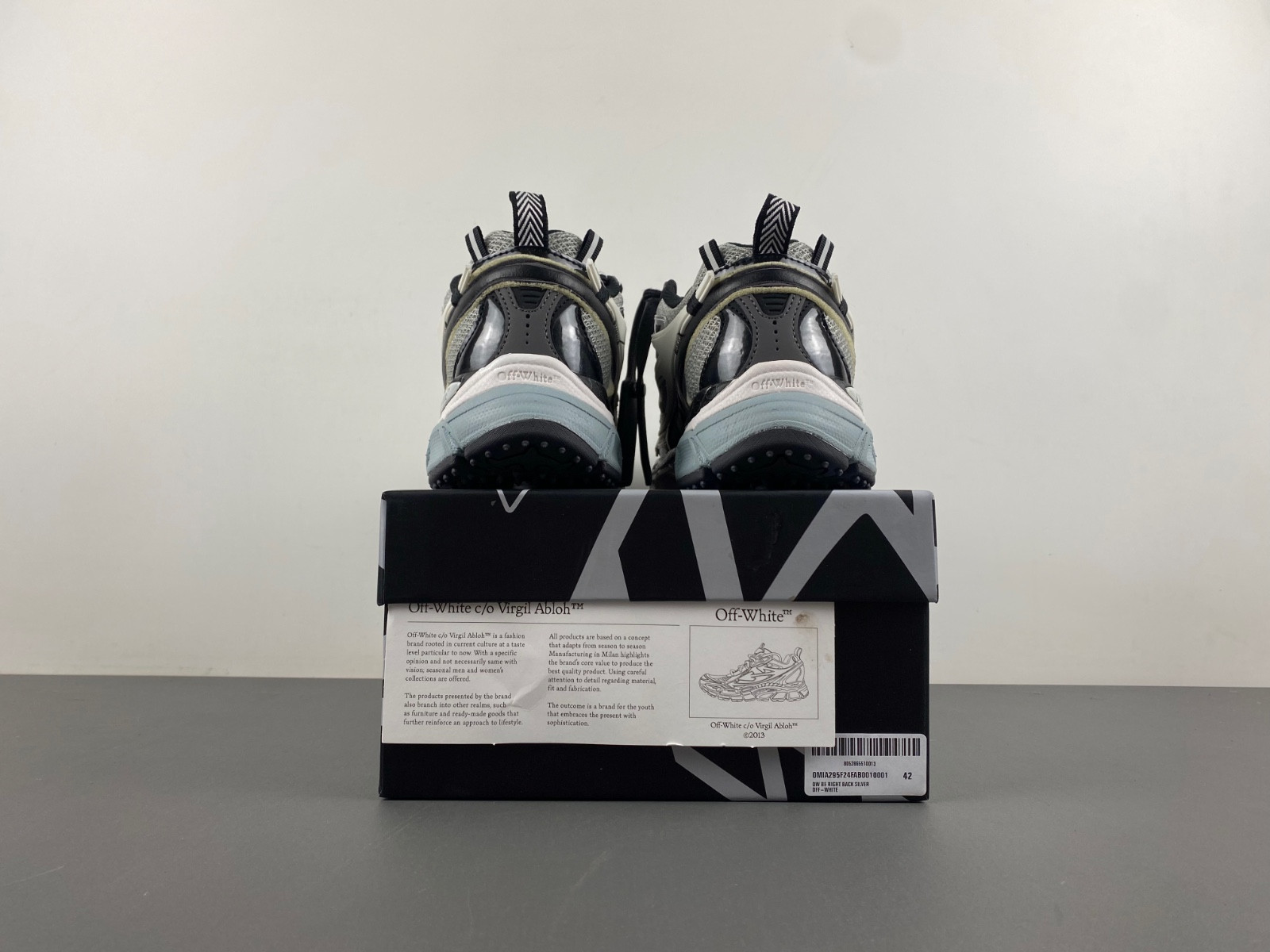 owt ow be right back sneakers